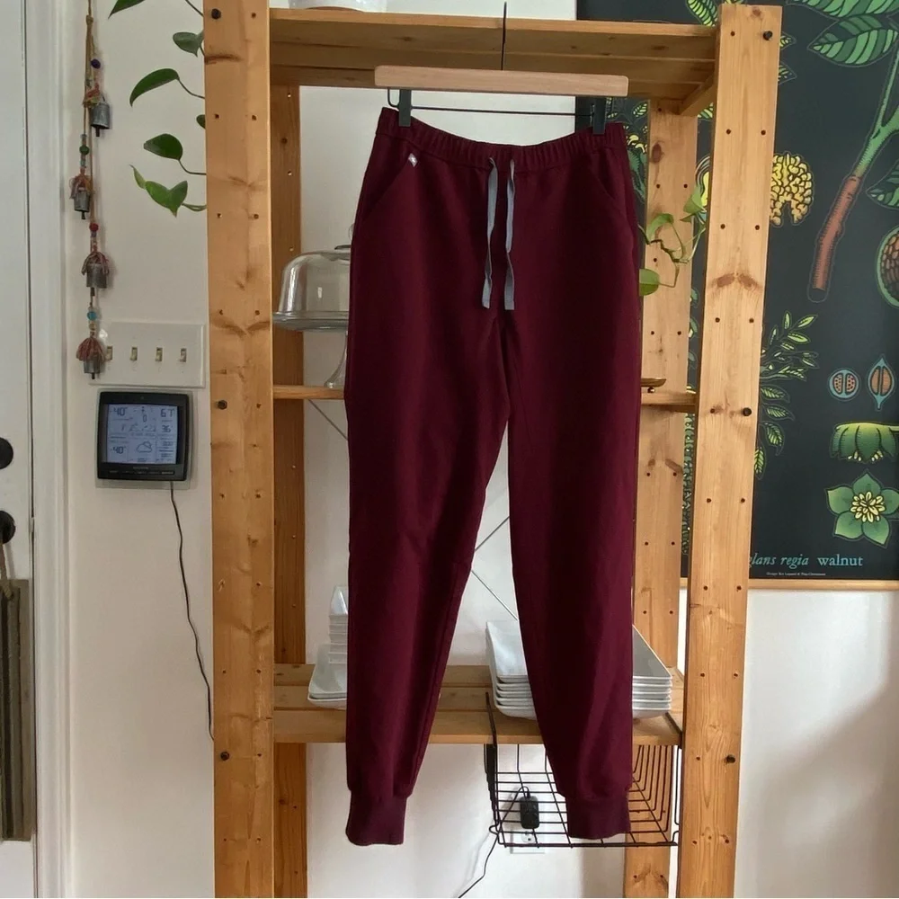 FIGS Maroon Red Tansen Jogger Scrub Pants Small